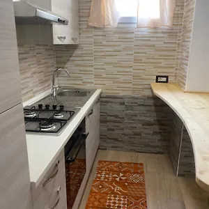Monolocale Indipendente Nel Quartiere Residenziale Genneruxi Cagliari